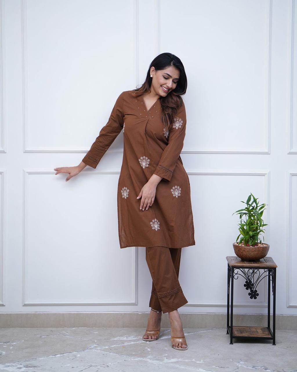 Women Cotton Classy Office Wear Kurta And Pant Set