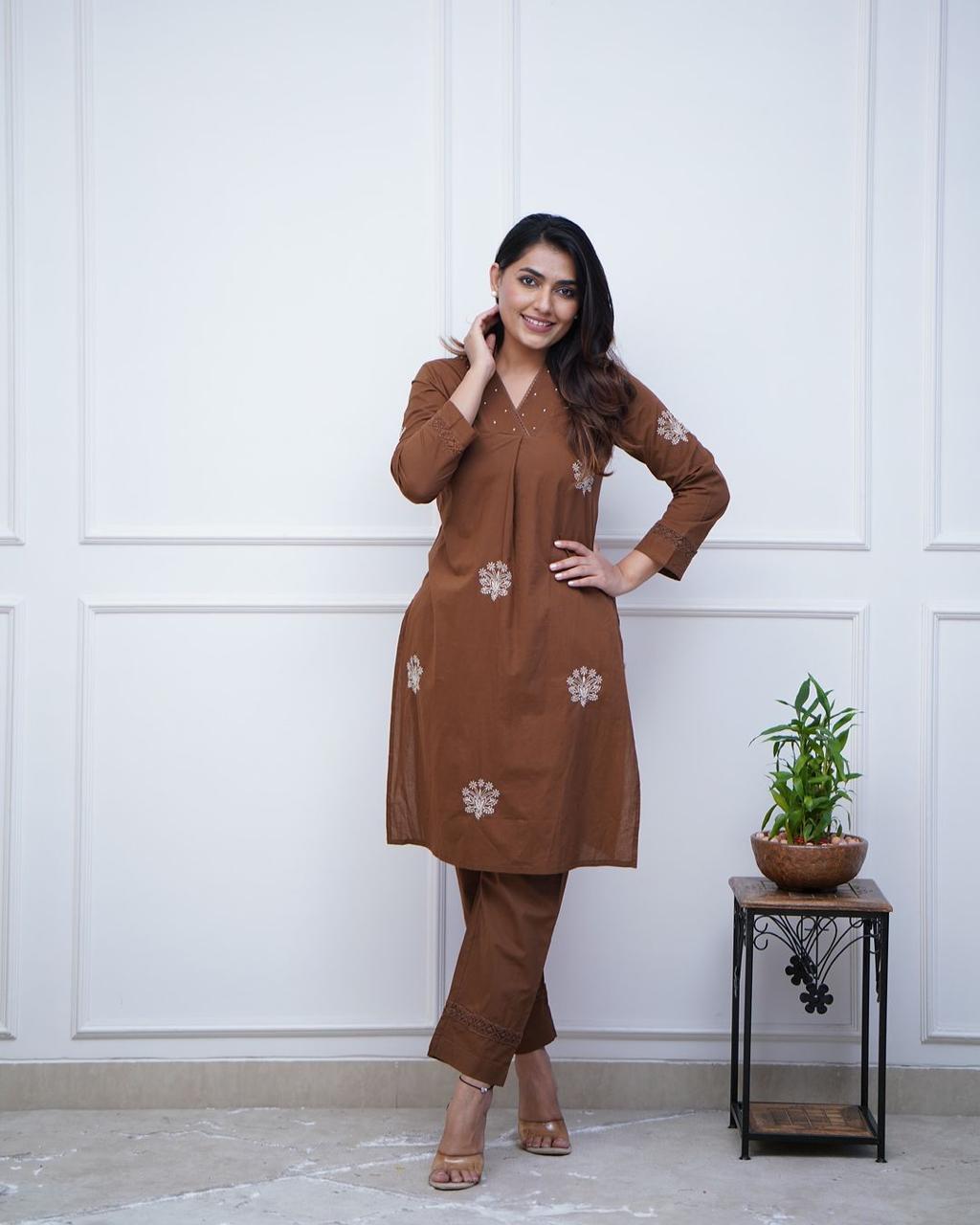 Women Cotton Classy Office Wear Kurta And Pant Set