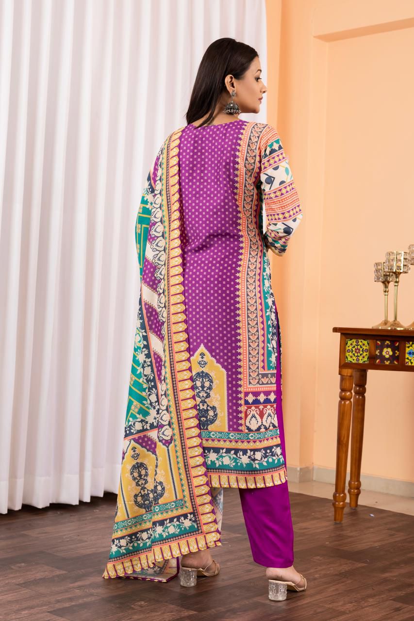 Women Printed Muslin Pakistani Suit Set With Dupatta