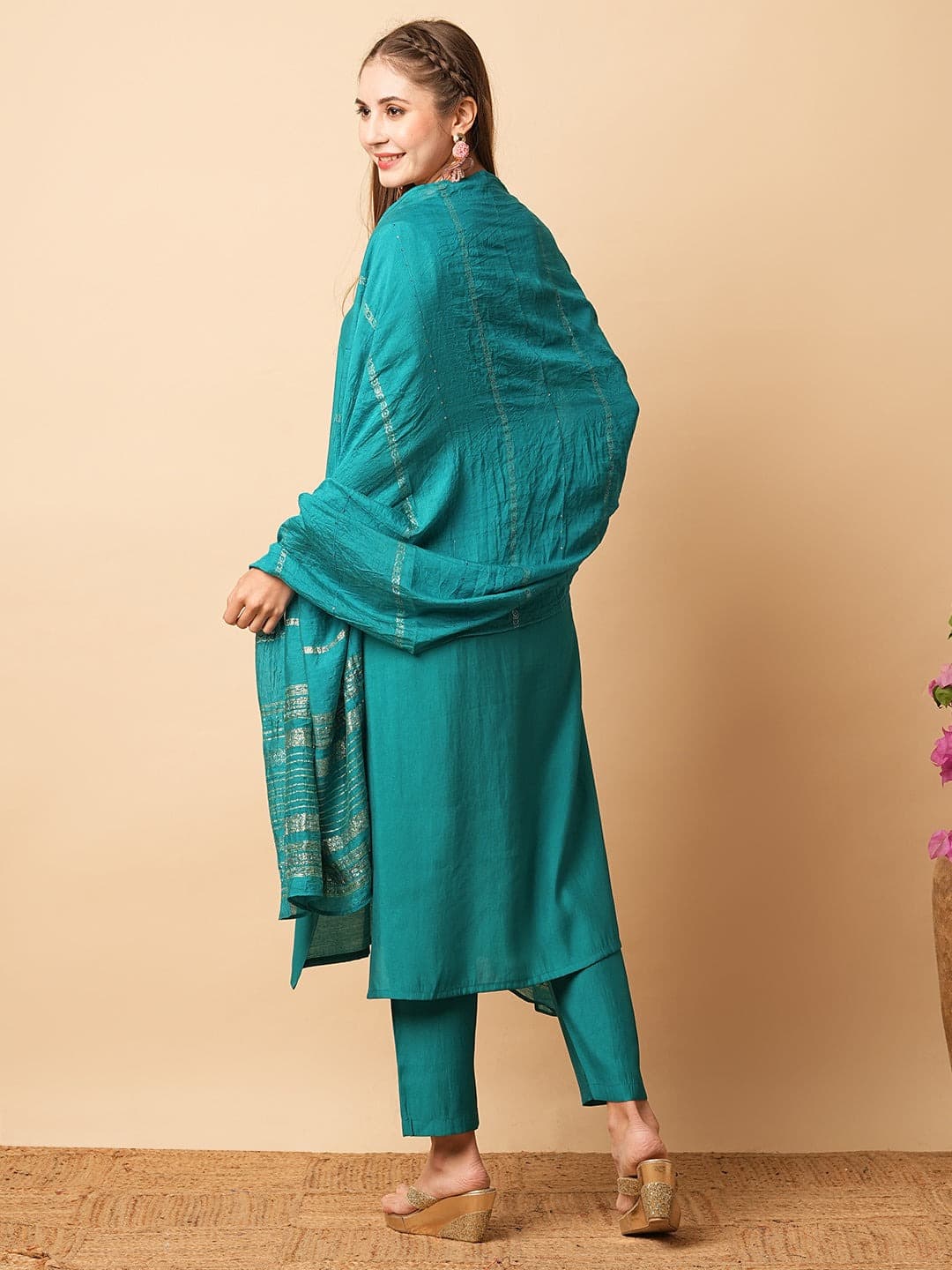 AMAYRA Women Kurta Set With Dupatta