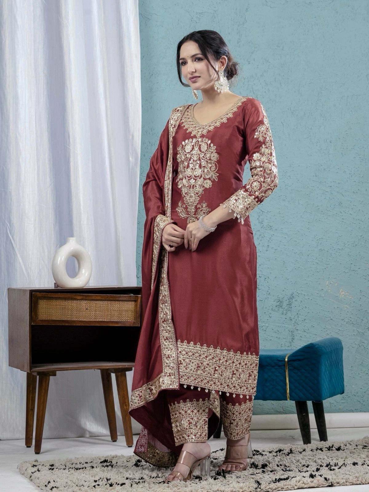 Women Pure Heavy Channon Silk Kurta Set With Dupatta