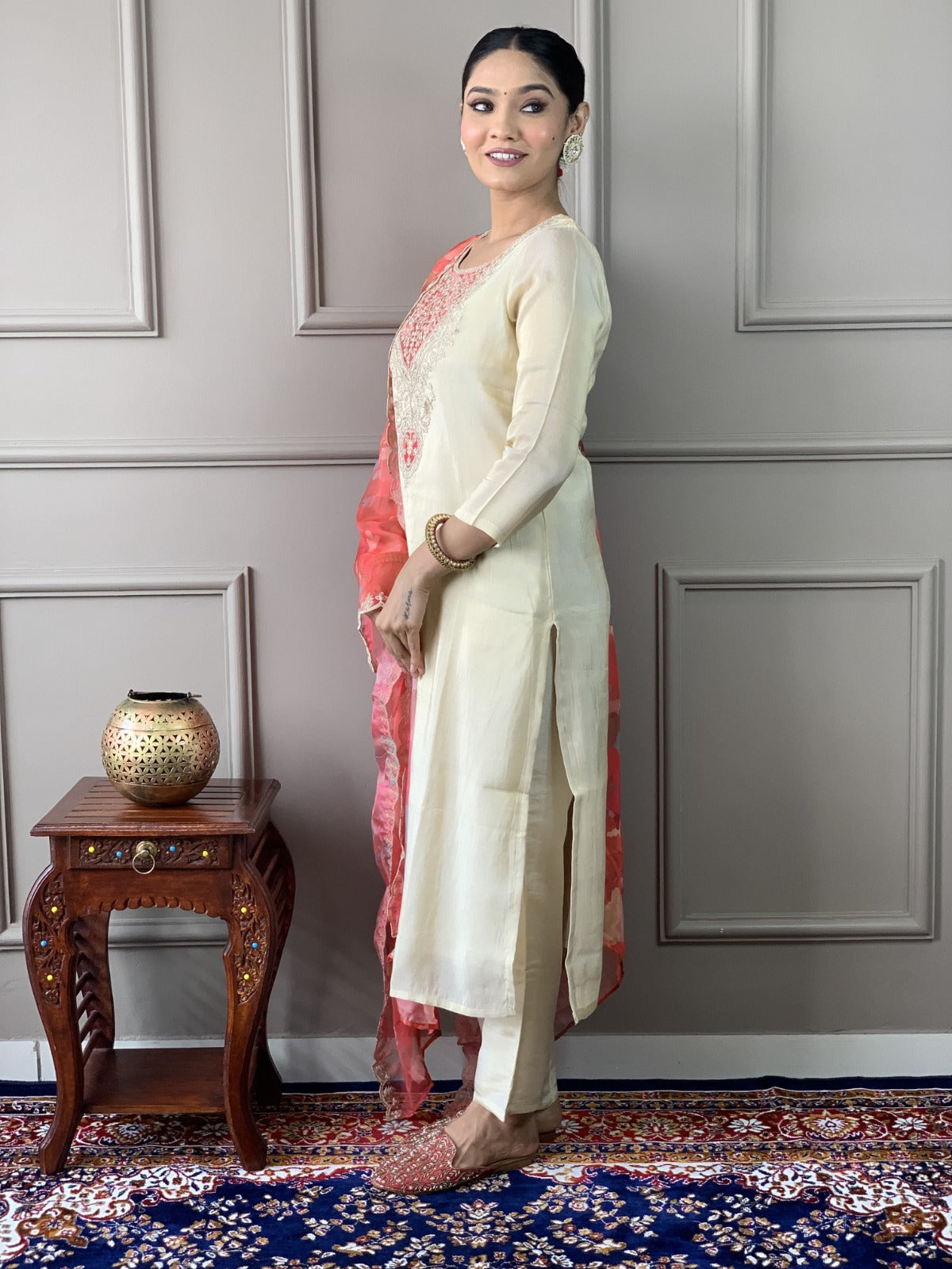 Women Chanderi Fabric Kurta Set With Dupatta